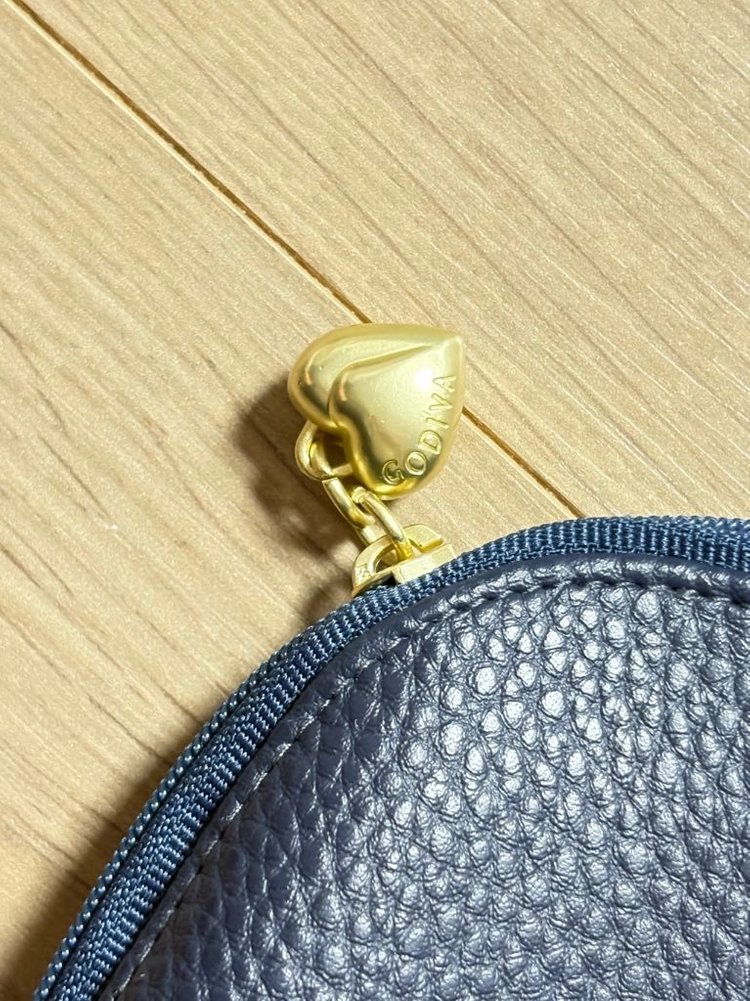 고디바 파우치 이미지