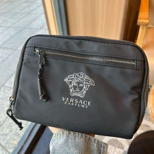 베르사체 남성용 여행용 화장품 파우치 클러치 이미지