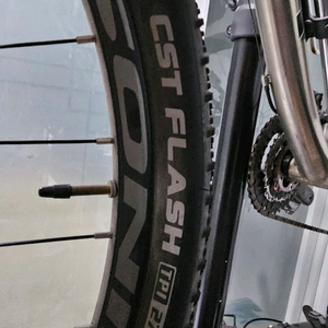 MTB 산악자전거 소니아 베이론1.0 티타늄 자전거 팔아요 이미지