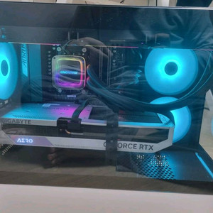 컴퓨터 7800X3D RTX 4070Ti 게이밍PC 본체 판매 이미지