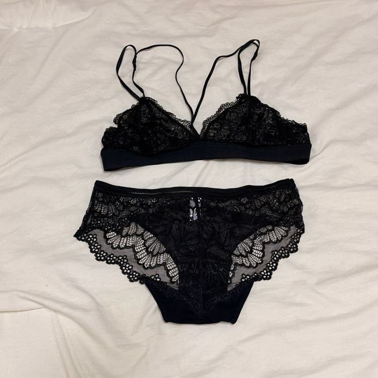 팬티 브라 속옷 세트 판매 이미지