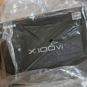 후지 x100vi 미개봉 새제품 판매합니다