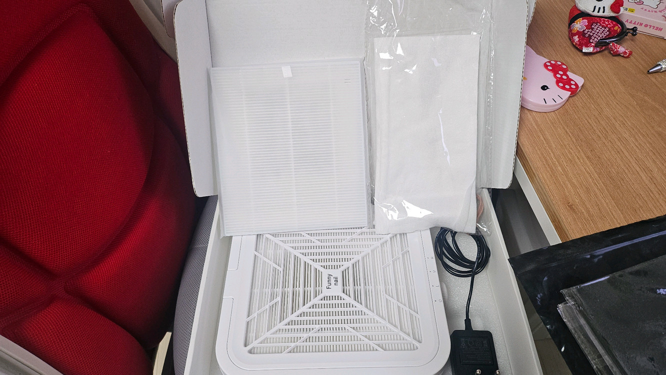 퍼니네일 터보 브러쉬리스 네일 흡진기 이미지