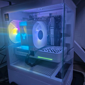 RTX5060 게이밍 PC 팝니다 이미지