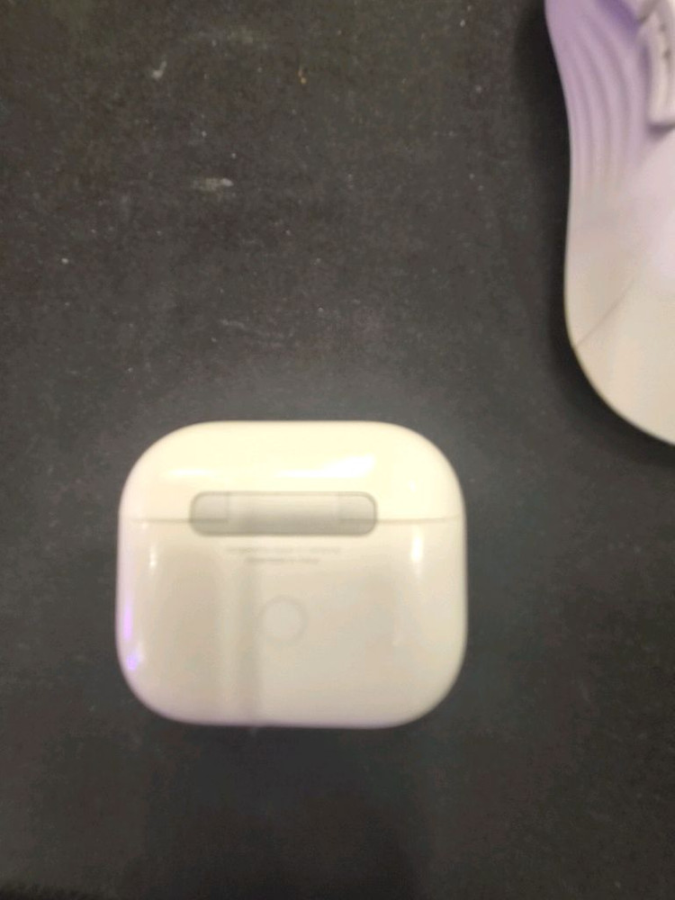 애플 에어팟 3세대 이미지