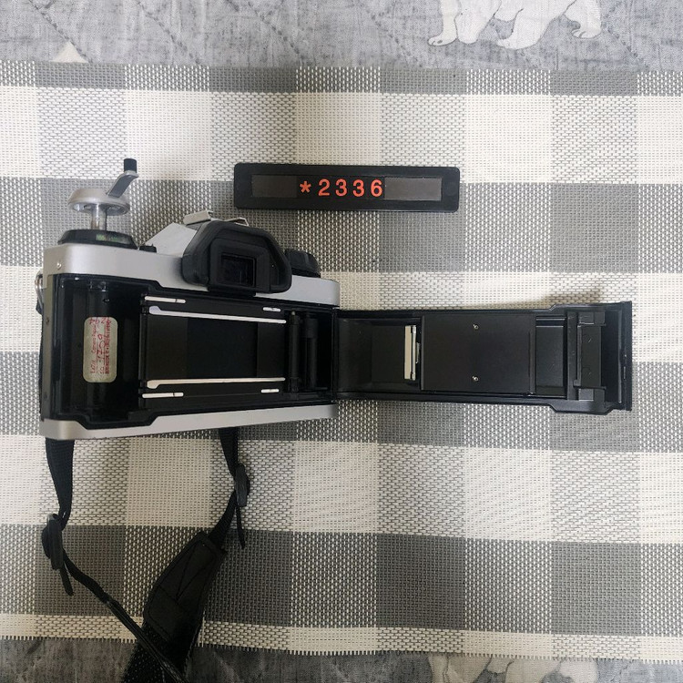 캐논 AE-1 프로그램 필름카메라 실버바디 1.4 단렌즈 이미지