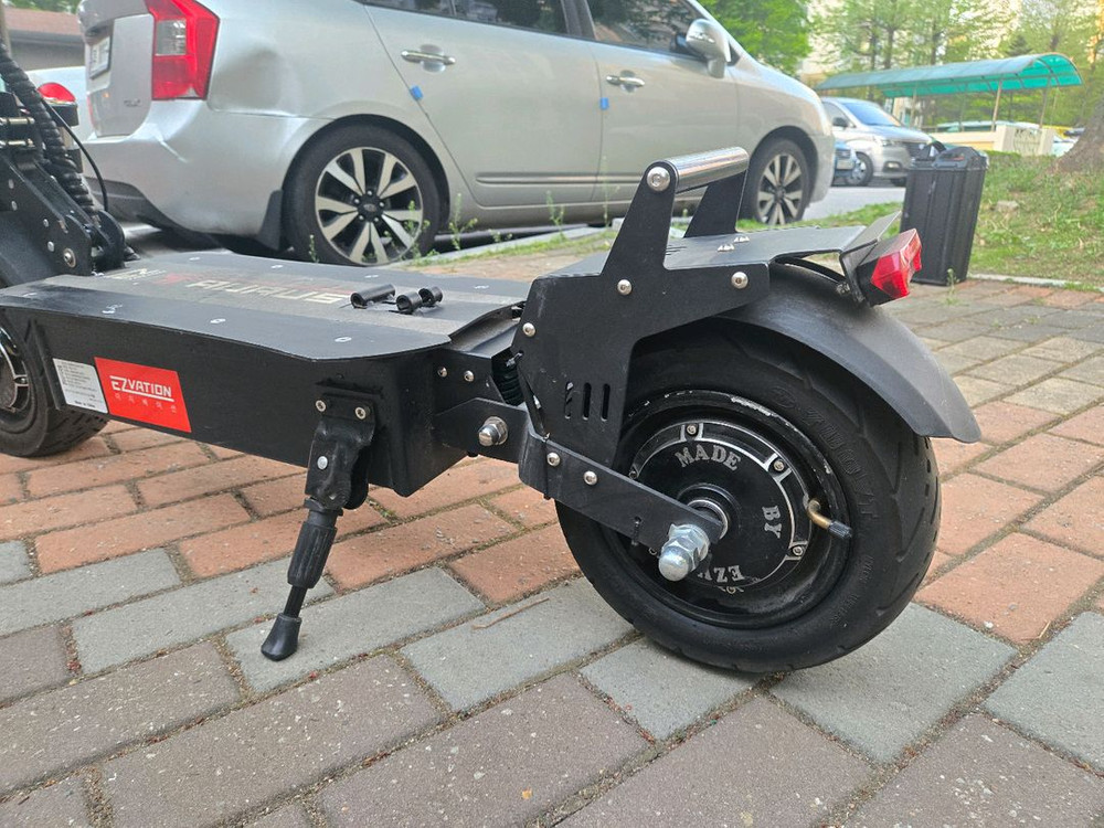 이지베이션 타우러스 뉴클래식 듀얼 전동킥보드 판매합니다 이미지