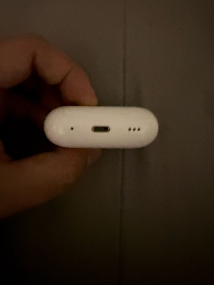 에어팟프로2 8핀 이미지