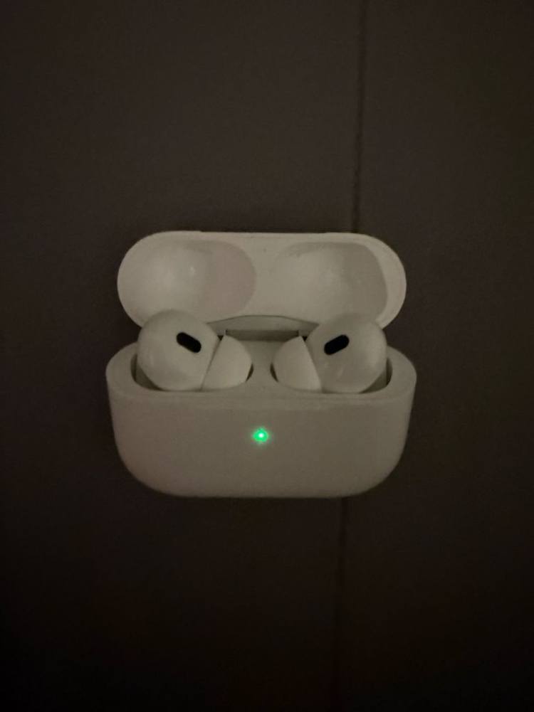 에어팟프로2 8핀 이미지