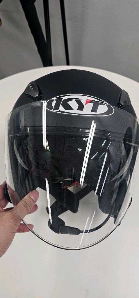 [판매] KYT 풀페이스 헬멧 XL + 비모토 V8 인터콤 2개 일괄 / 배달용 추천 이미지