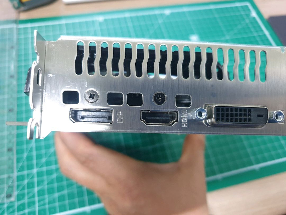 택포) 무전원 Asus Rtx3050 듀얼팬 무상남은 그래픽카드 이미지