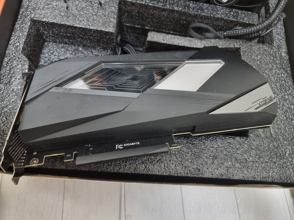 어로스 익스트림-워터포스 RTX 3080 12GB (수랭) 판매합니다 이미지