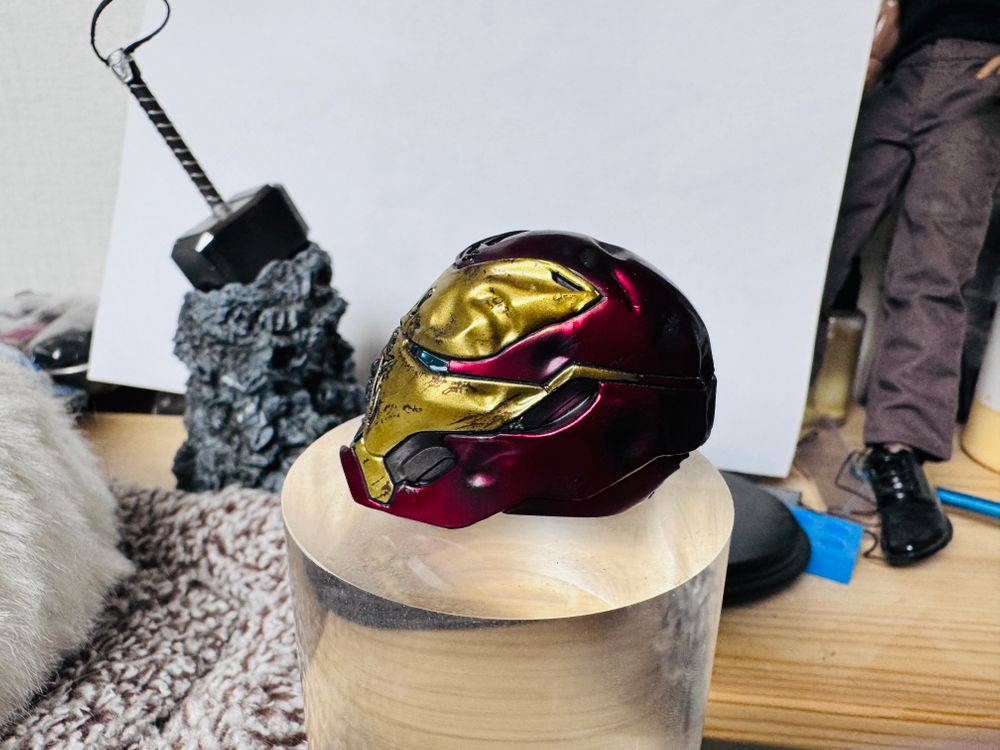 핫토이 마크50 반파 헬멧 (팀 슈트 구성품) 팝니다. 이미지