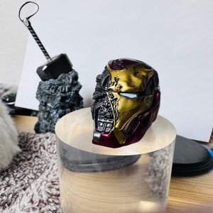 핫토이 마크50 반파 헬멧 (팀 슈트 구성품) 팝니다. 이미지