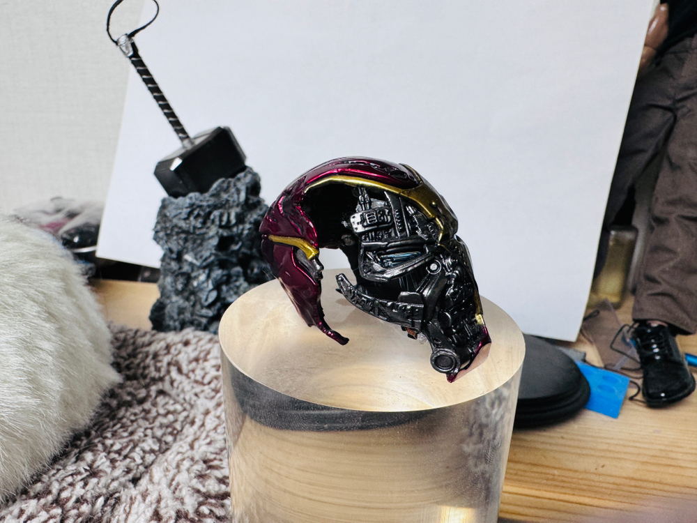 핫토이 마크50 반파 헬멧 (팀 슈트 구성품) 팝니다. 이미지