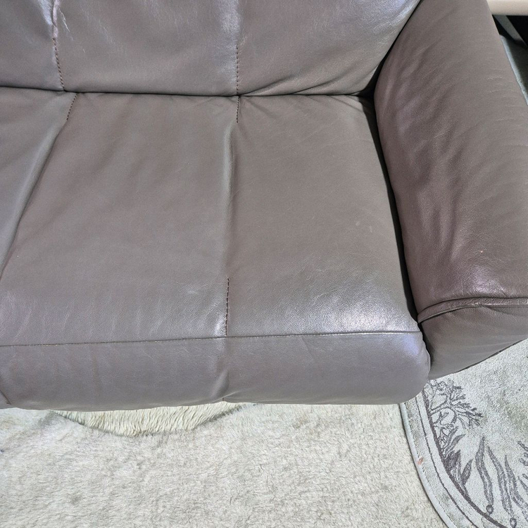 나뚜찌에디션 토비아 이태리 천연 전체가죽 3인소파서울경기근거리무료배송 이미지