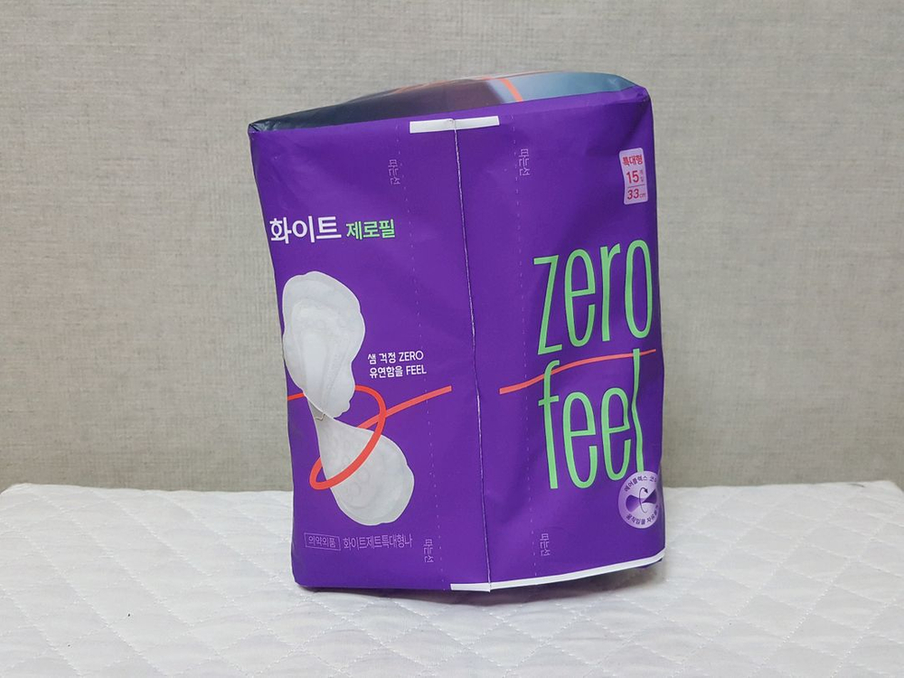 화이트 제로필 날개형 생리대 특대형33cm 15개입(28년까지) 이미지