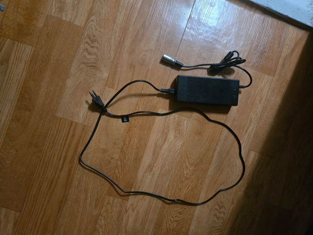 [네고가능,쿨거래] 타이탄 700 에코드라이브 접이식 전기자전거 판매합니다. 이미지