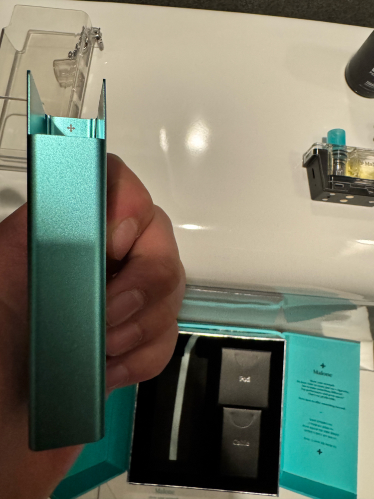 말론 티파니 에디션 풀박스+액상+케이스 이미지