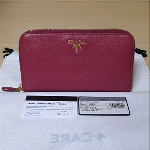 프라다 사피아노 장지갑 핑크 정품A급(보증서O)구찌프라다루이비통디올고야드샤넬셀린느보테가생로랑발렌시아가버버리가방 이미지