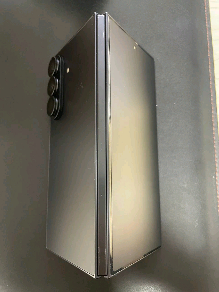 !!가격인하!! B+급) Z폴드7 1테라 판매합니다. 이미지