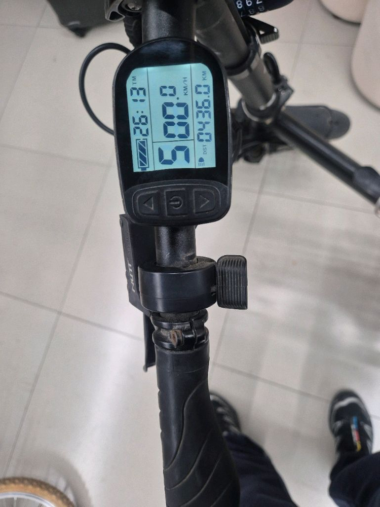 퀄리 qmax 풀샥 36v 350w 14.4ah 전기자전거 이미지