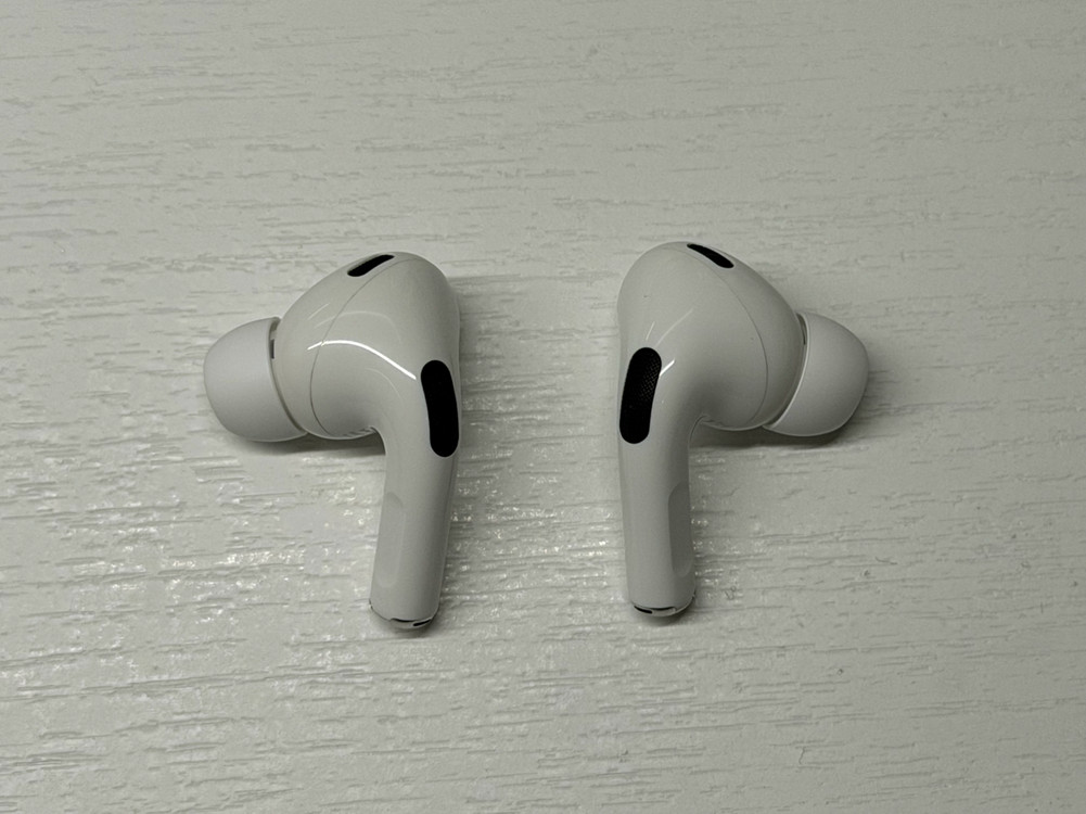 에어팟 프로2 라이트닝 이미지