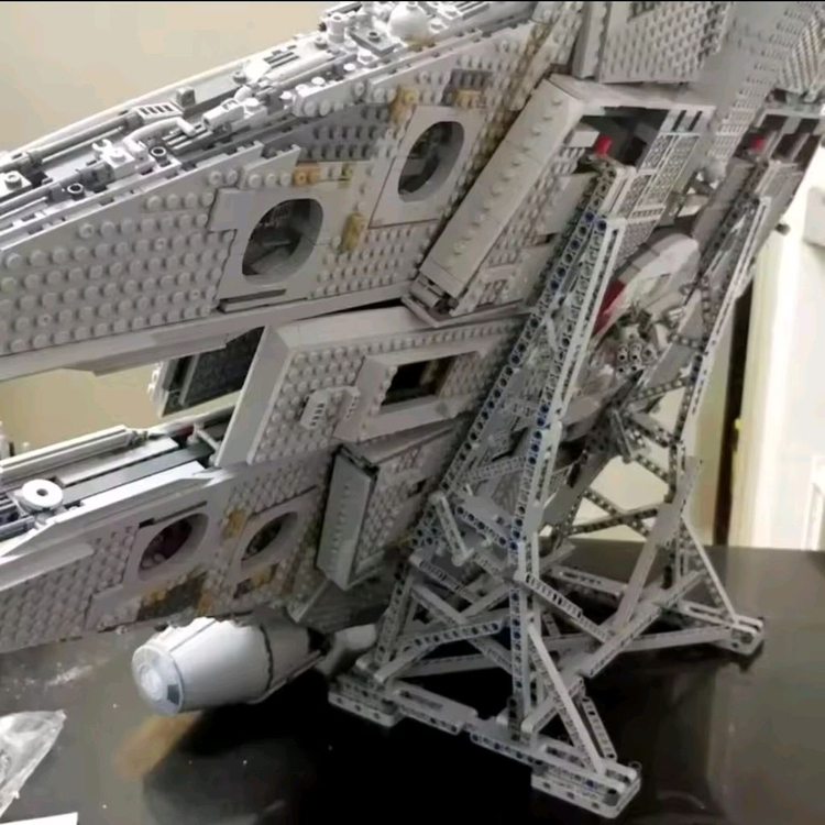 스타워즈 75192 UCS 밀레니엄팔콘 레고호환 + 거치대(새상품) 이미지