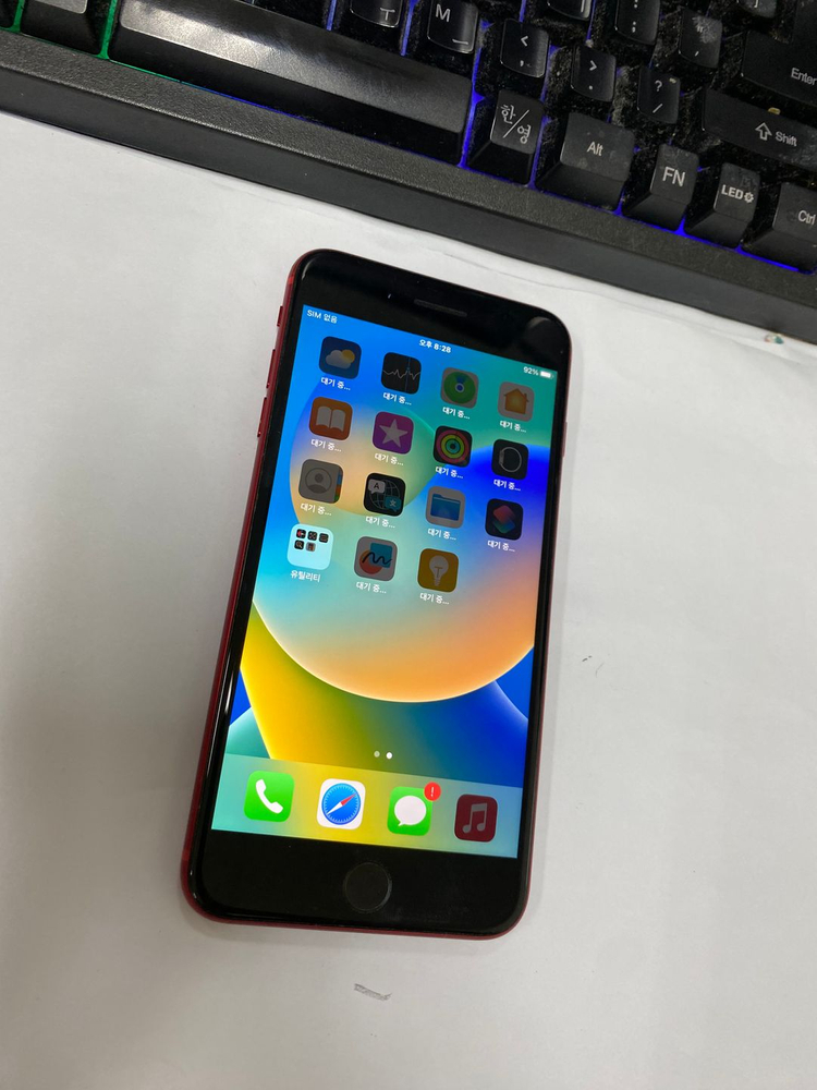 아이폰8플러스 아이폰8+ 64GB 레드 인스타 감성 카메라폰 194655 이미지