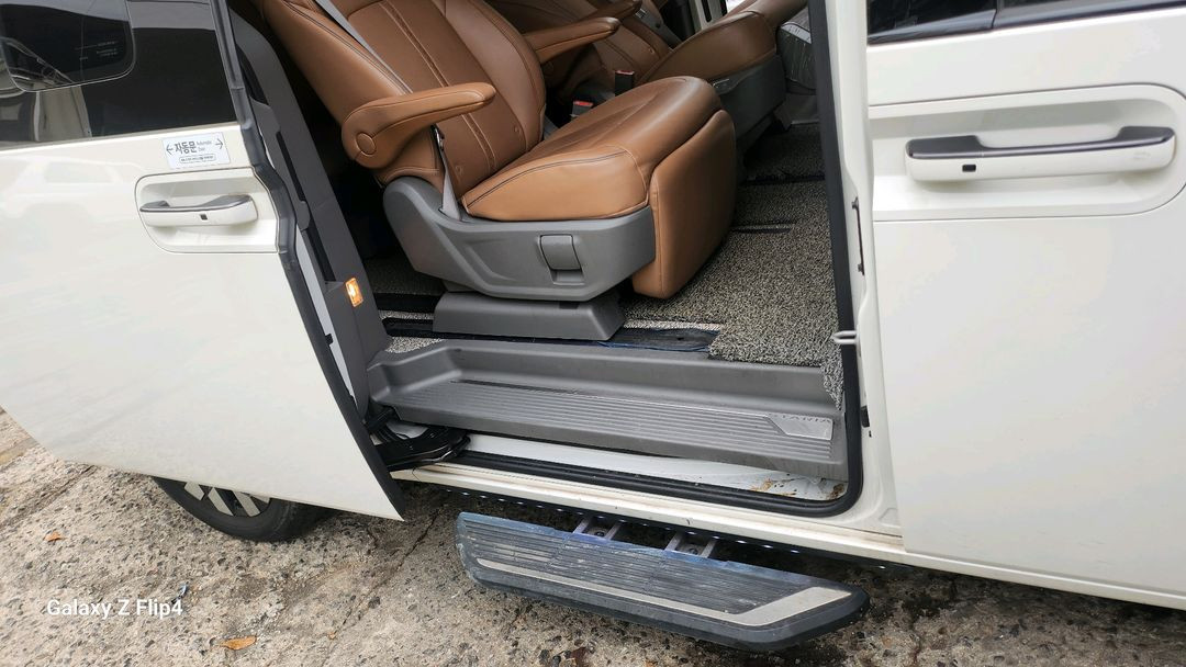 스타리아7인승LPG 이미지