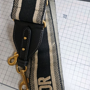 크리스찬 디올 이미지