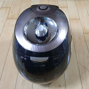 쿠쿠 6인용 IH압력밥솥 CRP-BHS0610FB 이미지