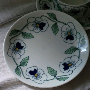 빈티지 로스트란드 실비아 접시 이미지