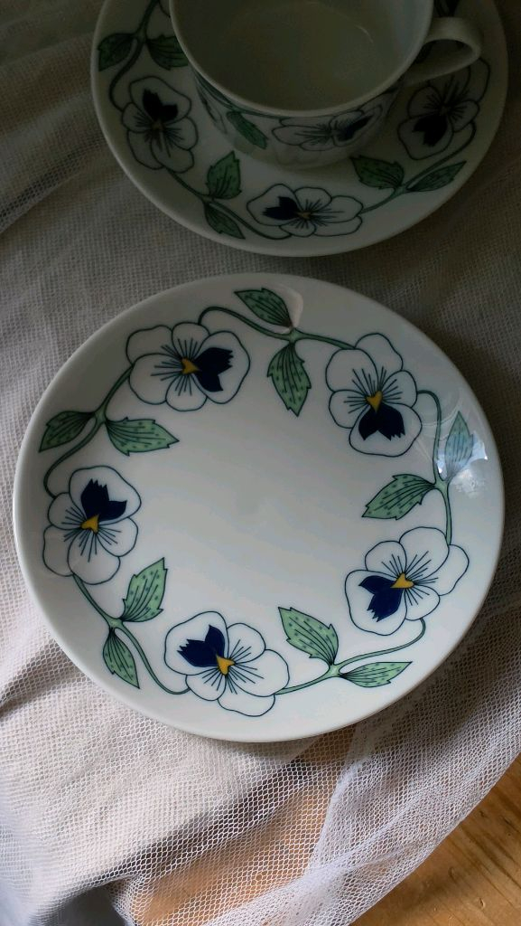 빈티지 로스트란드 실비아 접시 이미지