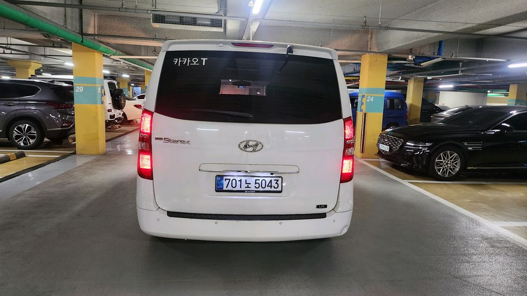 스타렉스12인승LPG 이미지