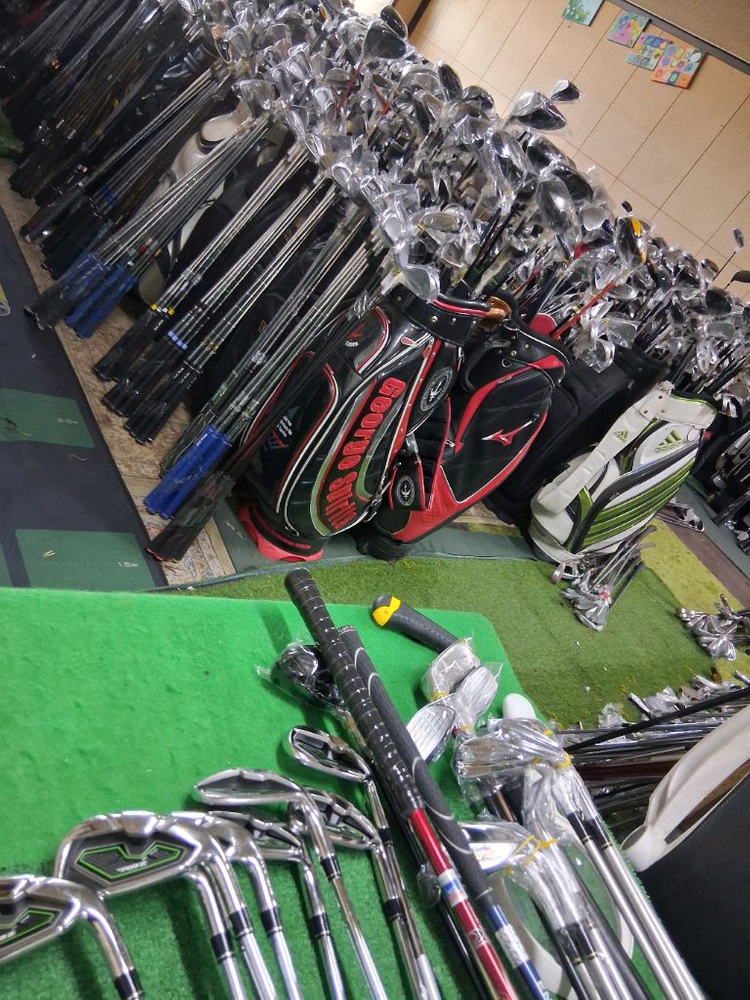 골프채 골라가세요 이미지