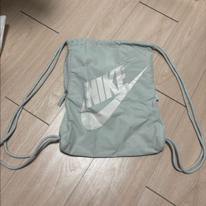 나이키 스트링백팩 이미지
