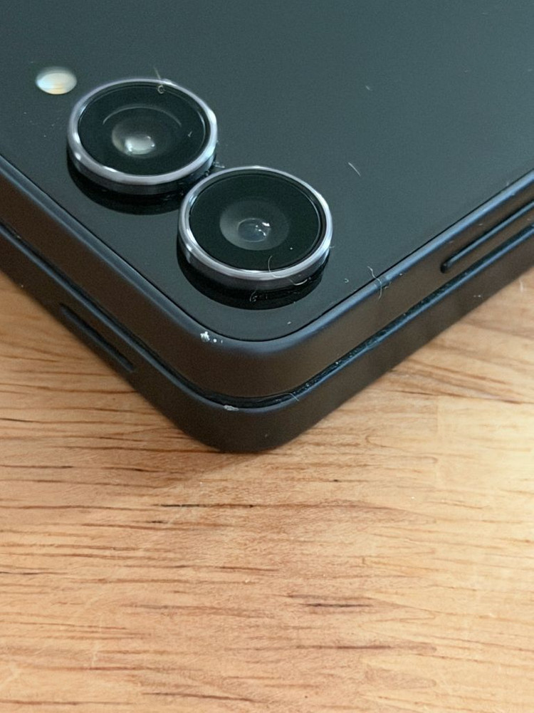 갤럭시 Z플립7 512 블랙 이미지