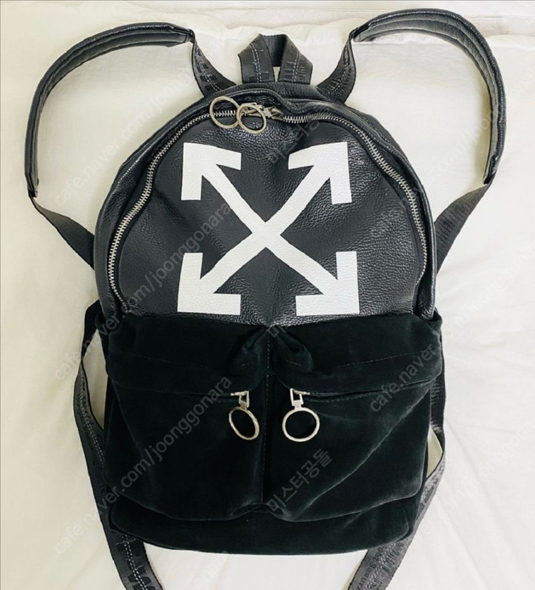 오프화이트 OFF WHITE 에로우 로고 가죽 레더 백팩 판매합니다 이미지