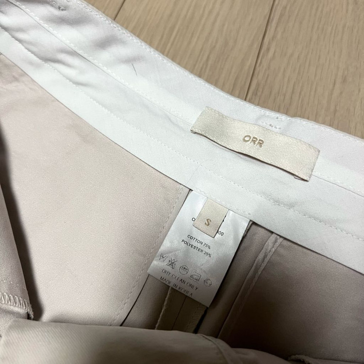 오르 ORR 버뮤다 포멀 팬츠 그레이지 반바지 핀턱 슬랙스 베이지 아이보리 이미지