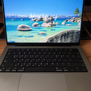 맥북 프로 M1 Pro 14 고급형 10코어 이미지