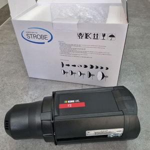 라임라이트 F2 스트로브 스트로보 조명 인생네컷 이미지