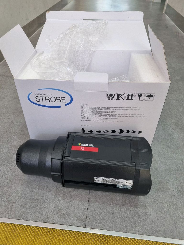 라임라이트 F2 스트로브 스트로보 조명 인생네컷 이미지