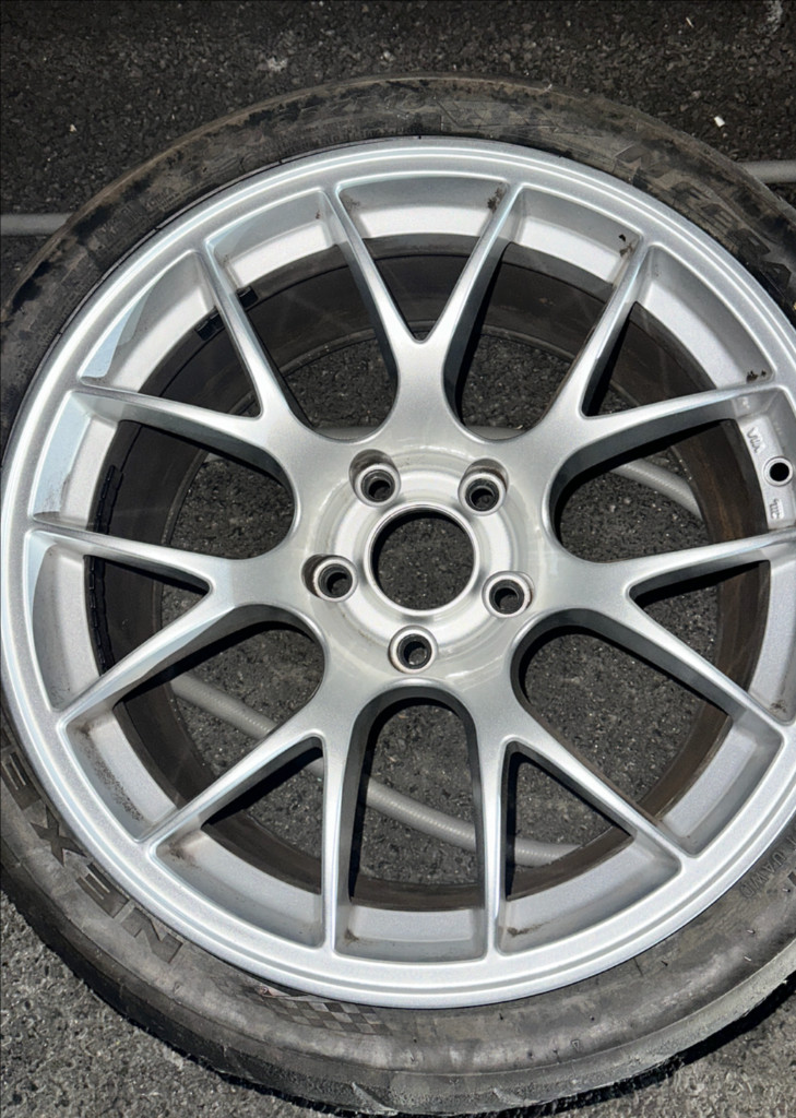 apex 18인치 pcd120 9.5j 4짝 이미지