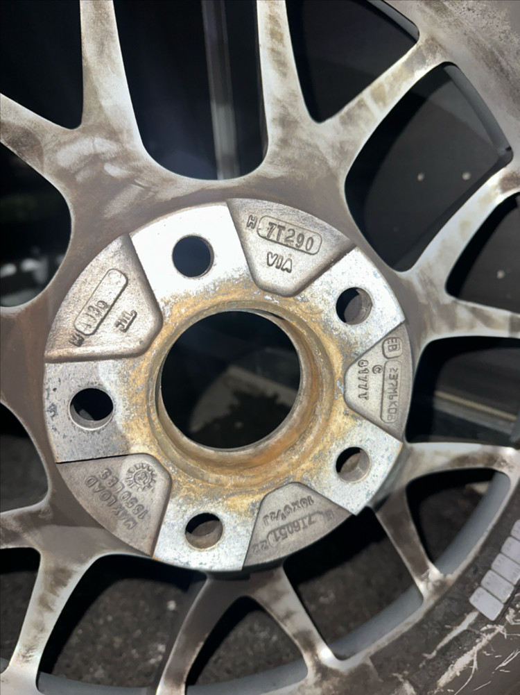 apex 18인치 pcd120 9.5j 4짝 이미지