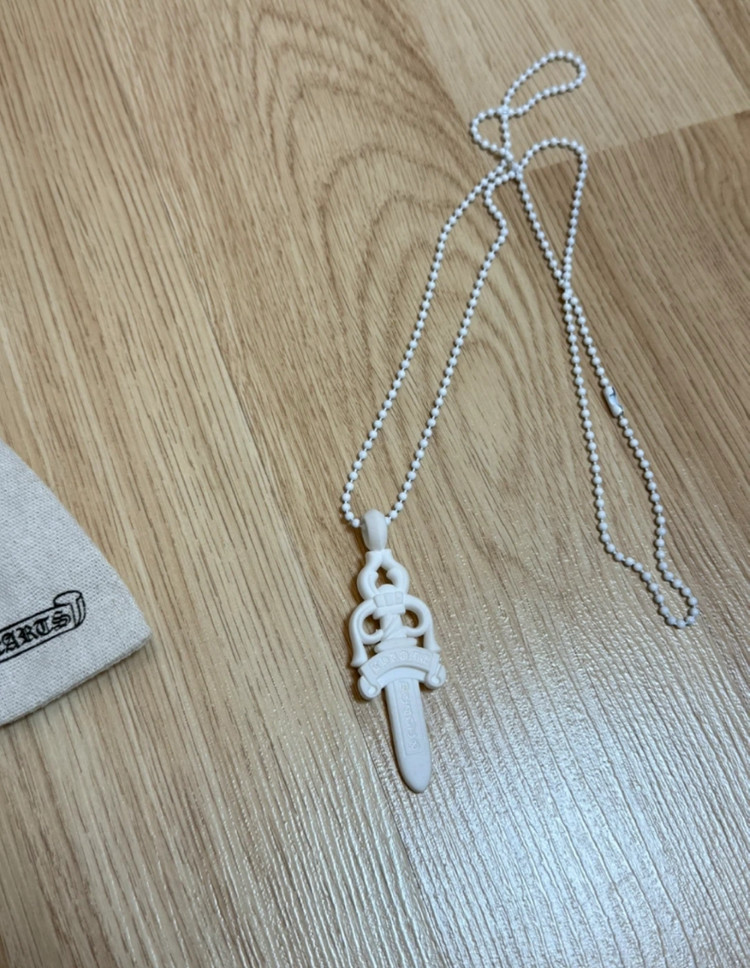 실리크롬 크롬하츠 목걸이 이미지