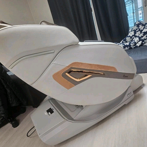 휴테크 라움 안마의자새거처럼께끗 이미지