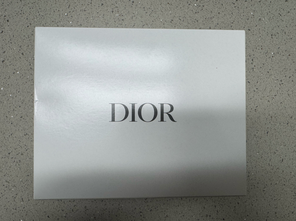 디올 스노우 화이트 화장품 파우치 이미지