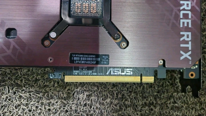 ASUS TUF RTX 3090 24GB 이미지