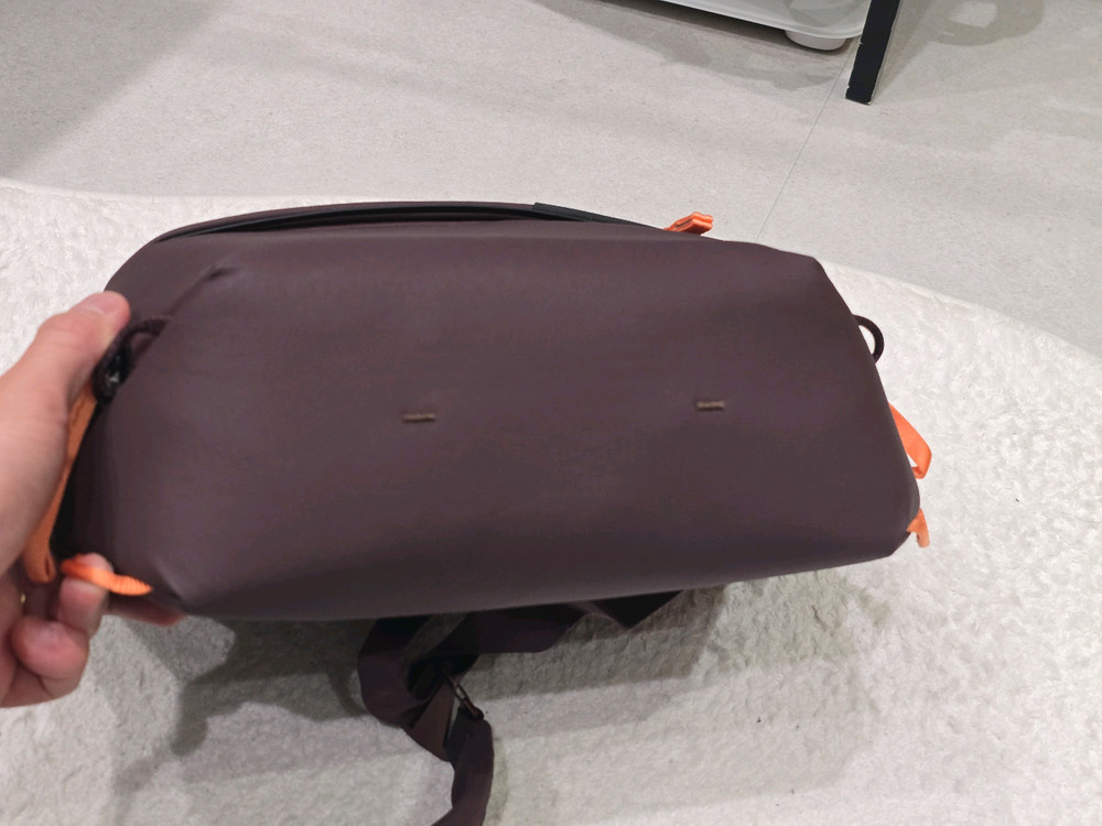 픽디자인 에브리데이 V2 슬링백 6L 이클립스 이미지